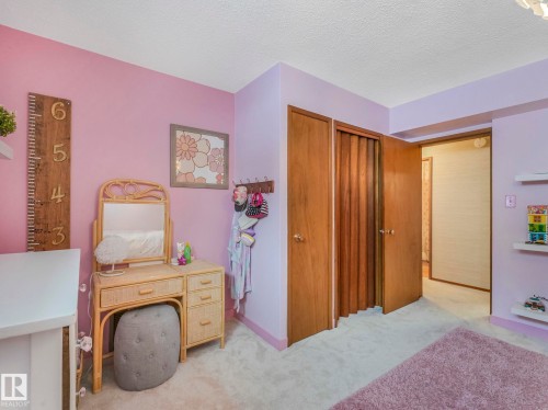 14004 80 Avenue, Edmonton, AB - Indoor Photo Showing Bedroom
