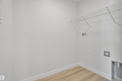 3 Tenuto Link, Spruce Grove, AB - Indoor With Storage