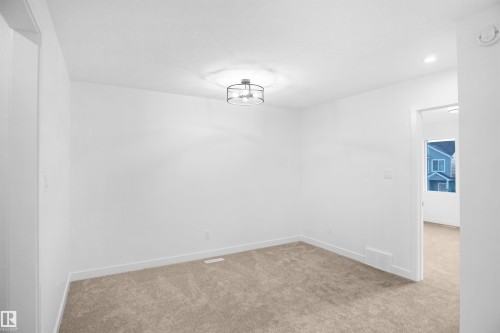 22920 82 Avenue, Edmonton, AB - Indoor Photo Showing Other Room
