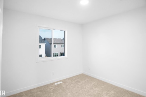 22920 82 Avenue, Edmonton, AB - Indoor Photo Showing Other Room