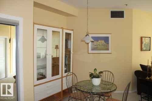 Dining area - 330 4831 104A Street, Edmonton, AB - Indoor Photo Showing Dining Room