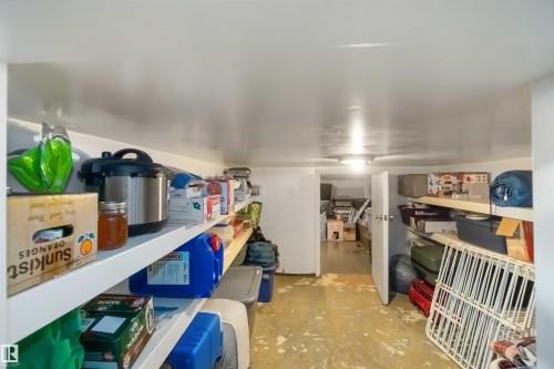 View of storage - 6 Garraway Pl, St. Albert, AB - Indoor