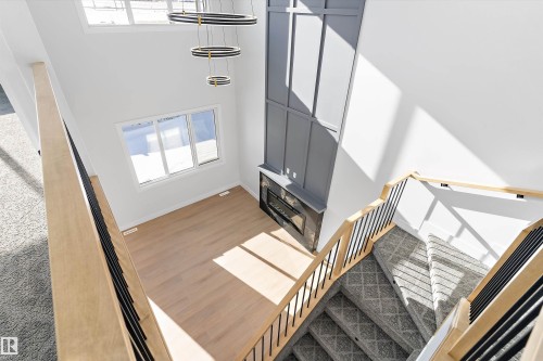 34 Astoria Place, Devon, AB - Indoor Photo Showing Other Room