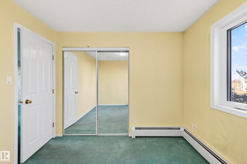 301 10511 42 Avenue, Edmonton, AB - Indoor Photo Showing Other Room