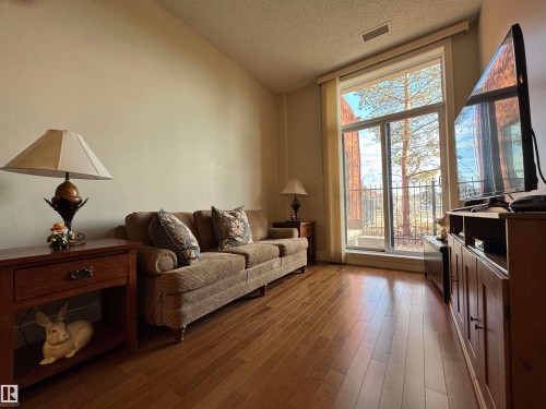 115 6608 28 Avenue, Edmonton, AB - Indoor Photo Showing Other Room