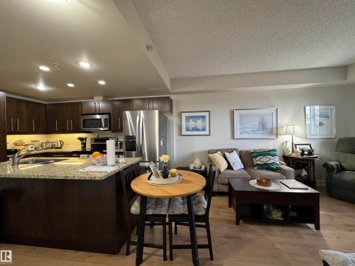 218 6608 28 Avenue, Edmonton, AB - Indoor