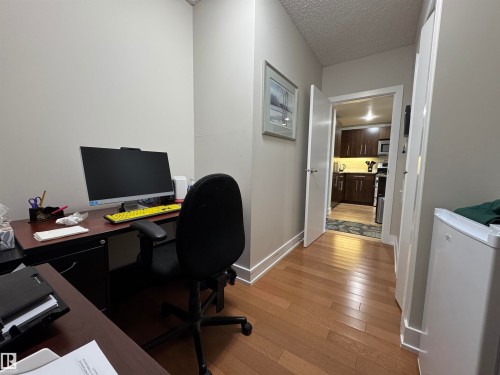 218 6608 28 Avenue, Edmonton, AB - Indoor Photo Showing Office