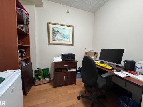 218 6608 28 Avenue, Edmonton, AB - Indoor Photo Showing Office