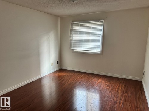 103 9640 105 Street, Edmonton, AB - Indoor Photo Showing Other Room