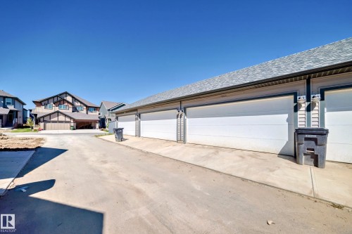 5043 Kinney Link, Edmonton, AB - Outdoor