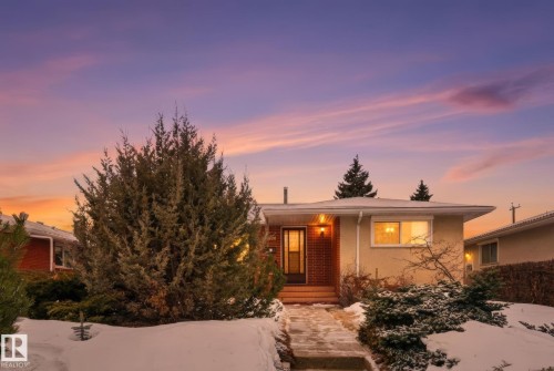 5304 114B Street, Edmonton, AB - Outdoor