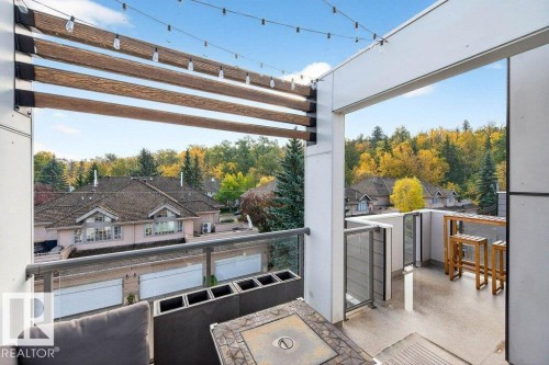 7 9745 92 Street, Edmonton, AB - Outdoor