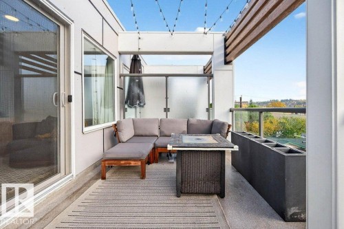 7 9745 92 Street, Edmonton, AB - Outdoor With Exterior