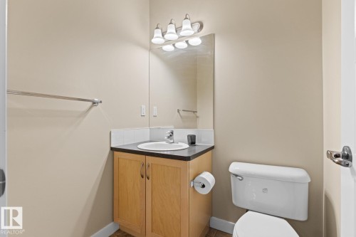 39 13825 155 Avenue, Edmonton, AB - Indoor Photo Showing Bathroom