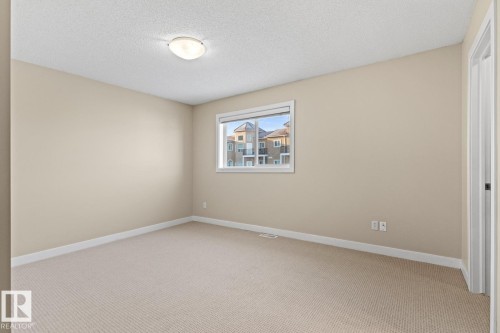 39 13825 155 Avenue, Edmonton, AB - Indoor Photo Showing Other Room