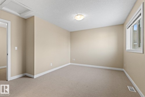 39 13825 155 Avenue, Edmonton, AB - Indoor Photo Showing Other Room