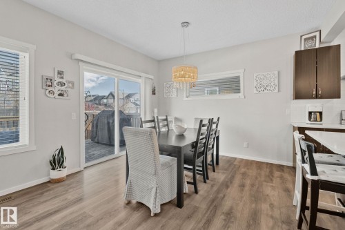 2357 Cassidy Way, Edmonton, AB - Indoor Photo Showing Dining Room
