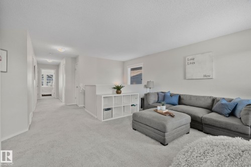 2357 Cassidy Way, Edmonton, AB - Indoor Photo Showing Living Room