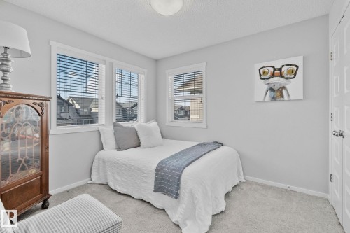 2357 Cassidy Way, Edmonton, AB - Indoor Photo Showing Bedroom