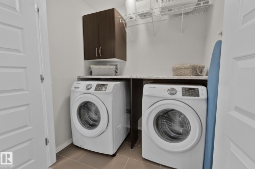 2357 Cassidy Way, Edmonton, AB - Indoor Photo Showing Laundry Room