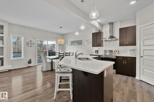 2357 Cassidy Way, Edmonton, AB - Indoor Photo Showing Kitchen With Double Sink With Upgraded Kitchen