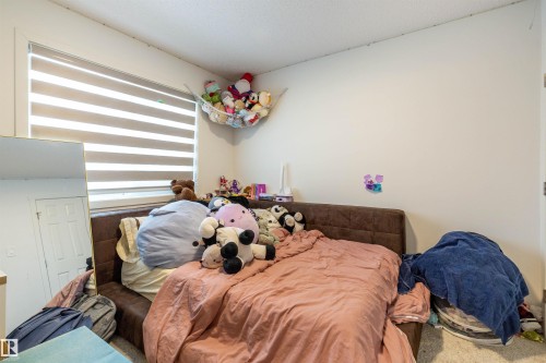 42 Jennifer Crescent, St. Albert, AB - Indoor Photo Showing Bedroom
