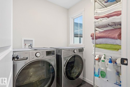 21 Nettle Crescent, St. Albert, AB - Indoor Photo Showing Laundry Room