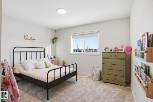21 Nettle Crescent, St. Albert, AB - Indoor Photo Showing Bedroom