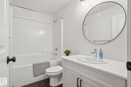 21 Nettle Crescent, St. Albert, AB - Indoor Photo Showing Bathroom