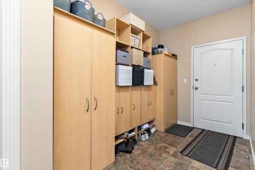 211 16715 100 Avenue, Edmonton, AB - Indoor Photo Showing Other Room