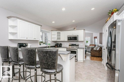 4408 Miller Drive, Onoway, AB - Indoor Photo Showing Kitchen