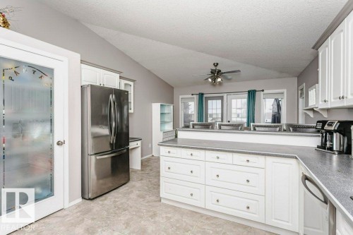4408 Miller Drive, Onoway, AB - Indoor Photo Showing Kitchen