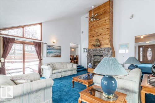 125 Pine Drive, Wetaskiwin, AB - Indoor Photo Showing Living Room With Fireplace