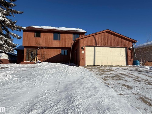 125 Pine Drive, Wetaskiwin, AB - Outdoor