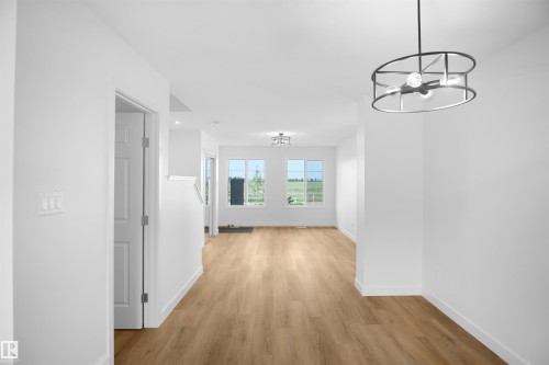 19443 22 Avenue, Edmonton, AB - Indoor Photo Showing Other Room