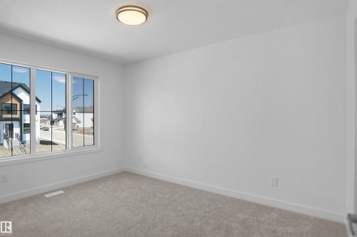 19445 22 Avenue, Edmonton, AB - Indoor Photo Showing Other Room