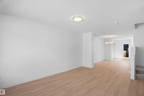 19445 22 Avenue, Edmonton, AB - Indoor Photo Showing Other Room