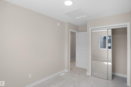 19447 22 Avenue, Edmonton, AB - Indoor Photo Showing Other Room