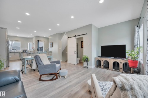 34 150 Everitt Dr, St. Albert, AB - Indoor Photo Showing Living Room