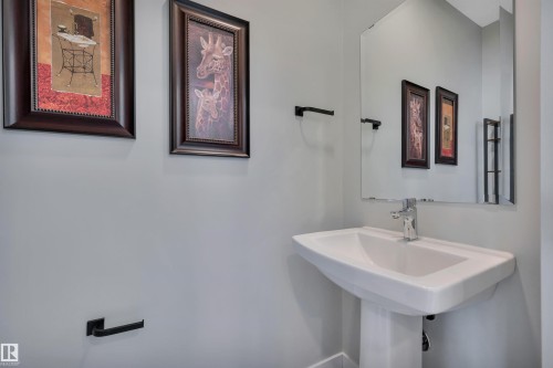 34 150 Everitt Dr, St. Albert, AB - Indoor Photo Showing Bathroom