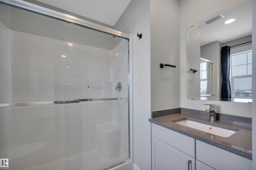 34 150 Everitt Dr, St. Albert, AB - Indoor Photo Showing Bathroom