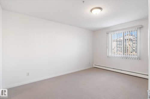 218 16221 95 Street, Edmonton, AB - Indoor Photo Showing Other Room