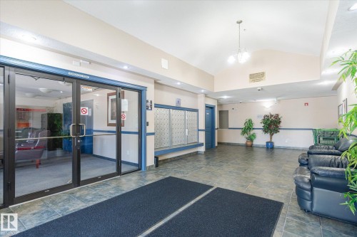 218 16221 95 Street, Edmonton, AB - Indoor Photo Showing Other Room