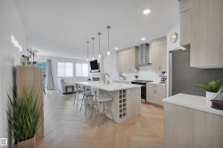 1335 PODERSKY Wynd  Edmonton, AB T6W 5E4