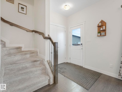 725 Berg Loop, Leduc, AB - Indoor Photo Showing Other Room