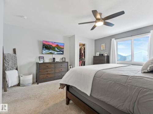 725 Berg Loop, Leduc, AB - Indoor Photo Showing Bedroom