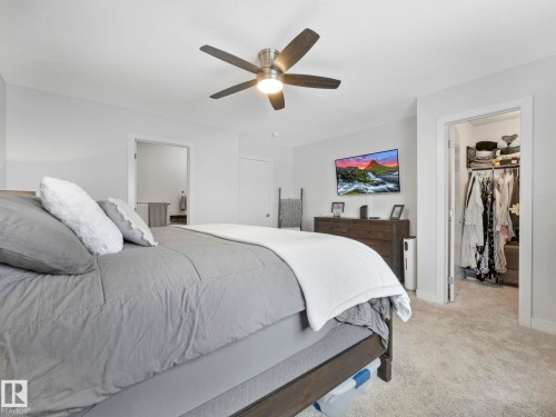 725 Berg Loop, Leduc, AB - Indoor Photo Showing Bedroom