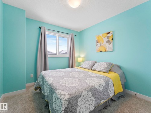 725 Berg Loop, Leduc, AB - Indoor Photo Showing Bedroom