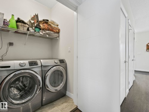 725 Berg Loop, Leduc, AB - Indoor Photo Showing Laundry Room