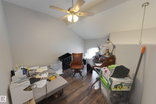 132 Leigh Crescent, Edmonton, AB - Indoor
